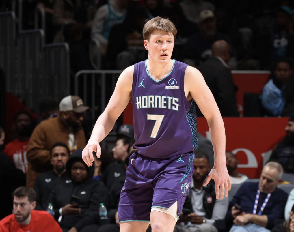 世界杯官网直播软件下载入口-NBA新一期新秀榜:克努佩尔反超弗拉格登顶榜首,埃奇库姆第三